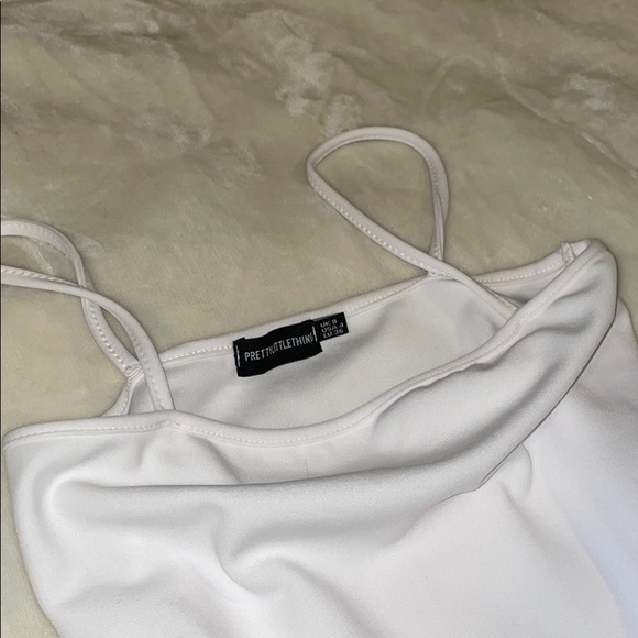 Pretty Little Thing Bodycon dress - Picture 4 of 6